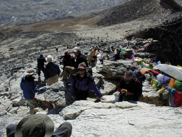 With the good weather there were many trekker on top of the Kala Patar view point 18,200 feet (5400m).