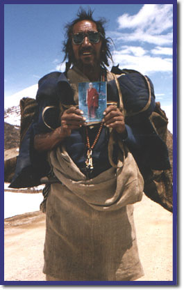 A Tibetan Pilgrim in Eastern Tibet