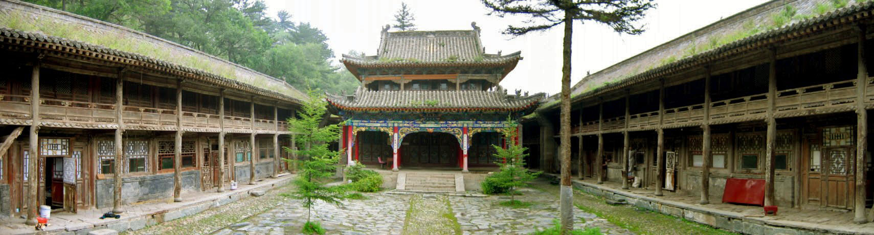 One of the older monasteries in Wu Tai Shan.