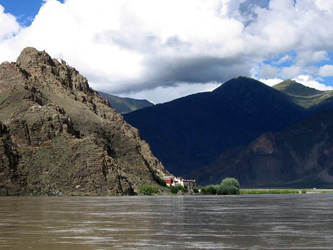 Our first night was spent at Dorje Drak monastery at the foot of the hill.
