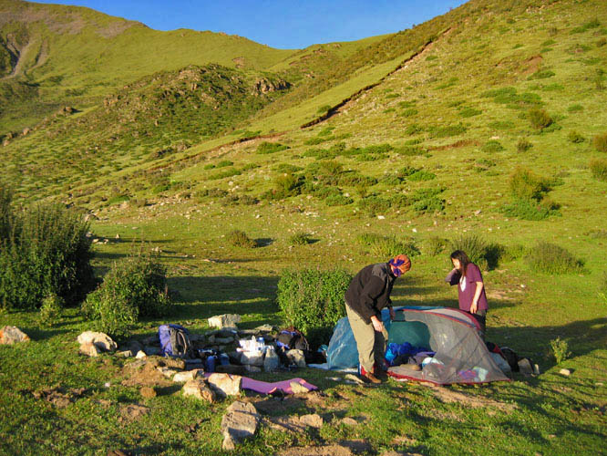 Christine and Kerry setting our their tent.