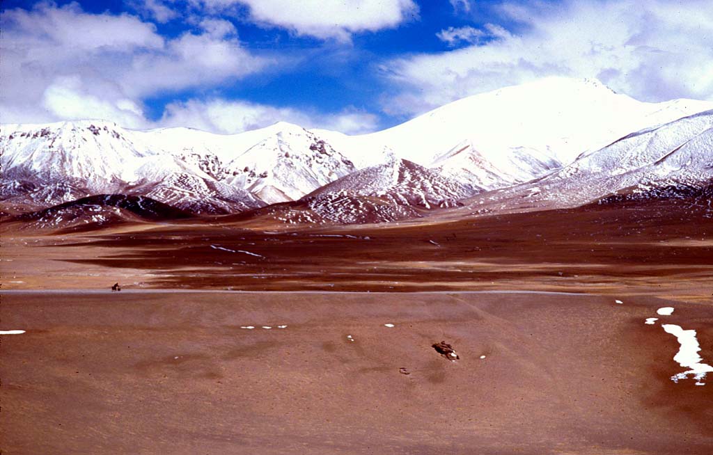 A distant rider (center left in the photo). Askin Chin, Xinjiang, China.