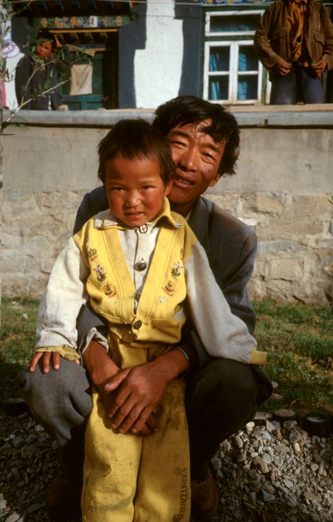 Another road maintenance crew. At these places they would often have satellite dishes and TVs. Tingri, Tibet.